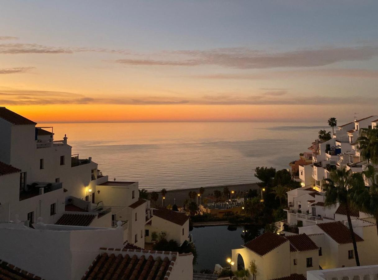 Nerja - Nerja - Beautiful Seaview Apartment เนร์คา ภายนอก รูปภาพ
